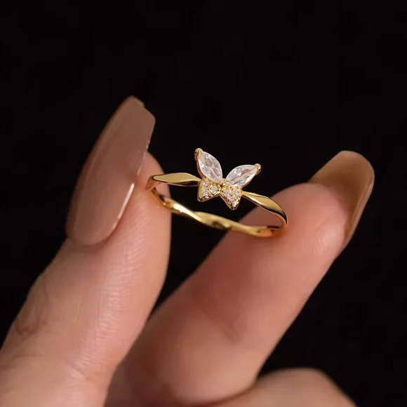 Gold Butterfly Ring ✨ Adjustable Crystal Design - Picture 3 of 4